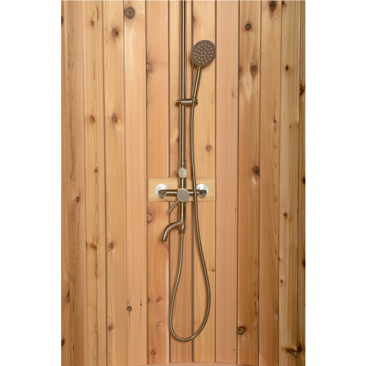 Full setup of Aleko Ellipse Curved Rinse Outdoor Shower stall.