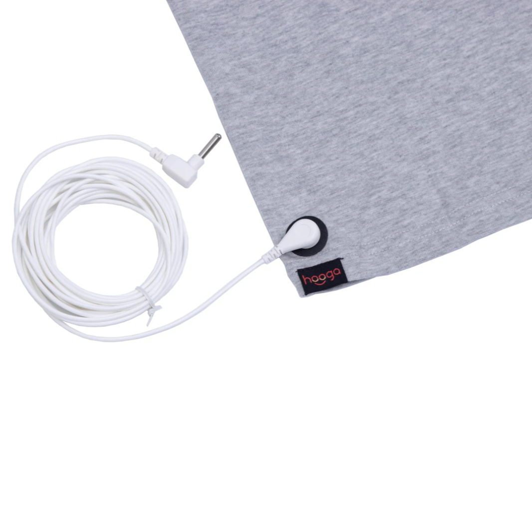 Close-up view of the cable of Hooga Men EMF Shielding Long Sleeve.