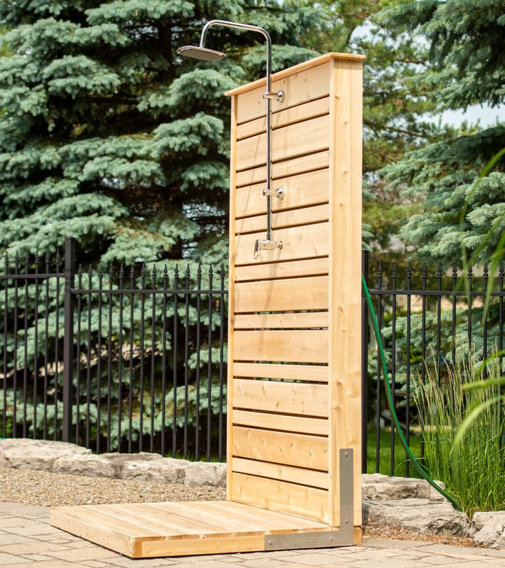 Side view of Leisurecraft Canadian Timber Savannah Outdoor Shower in an outdoor setting.